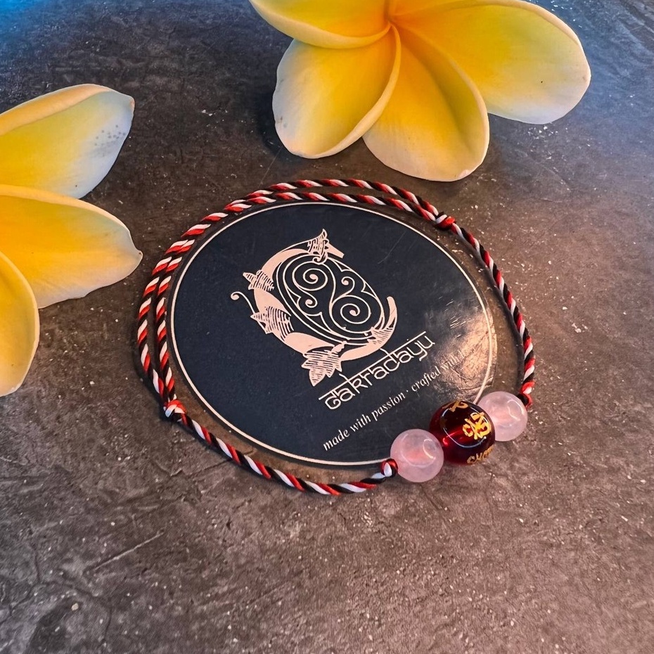 Gelang Tridatu Aura Keberuntungan Red Agate dan Rose Quartz asli khas Bali Original