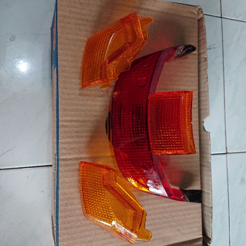 Stoplamp 1 set Assy FIZ R VEGA R mika stoplamp