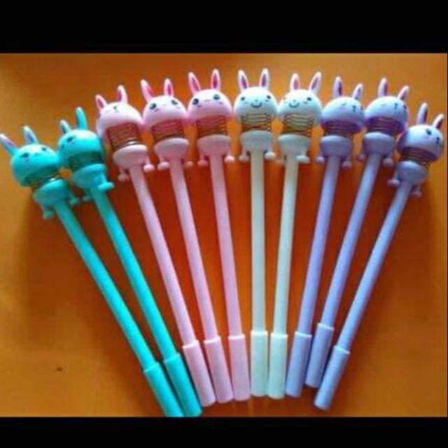 

Pulpen springdoll unik