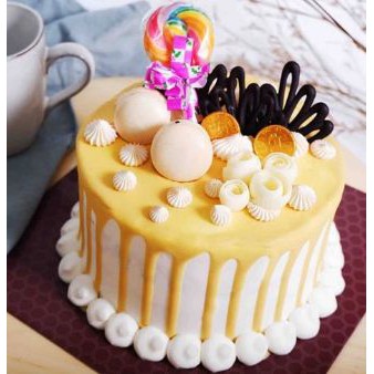

Kue Ulang Tahun Ultah - Black Forest Yellow Cream Macaron - Free Ucapan