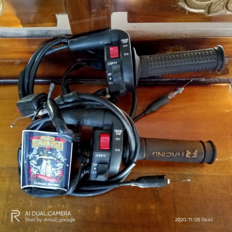 Holder Saklar Gas Spontan Kanan Kawasaki NinjaR SS RR Ori Copotan