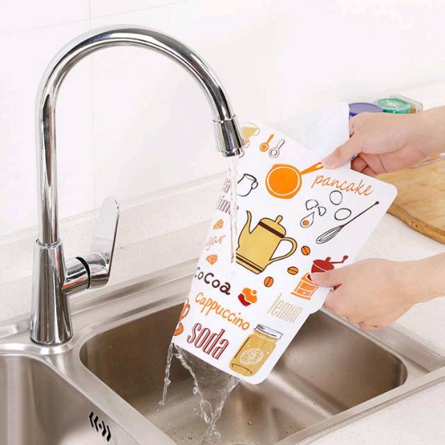 Alas meja anti slip.