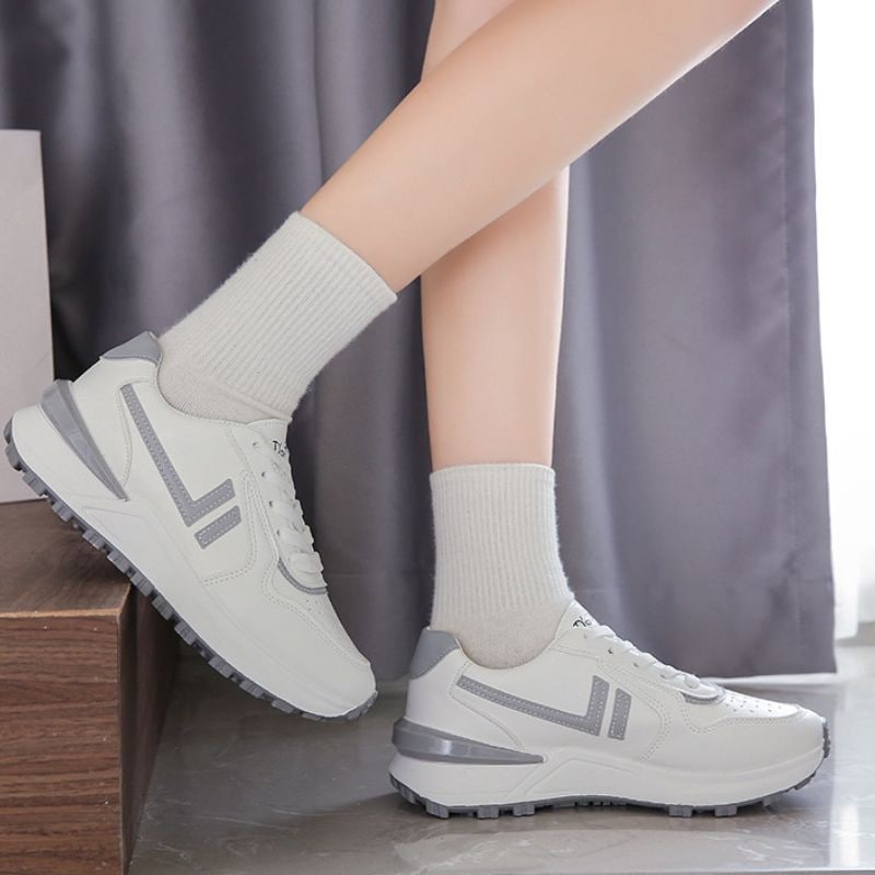 20765 Sepatu Olahraga Wanita Sneakers Putih Import