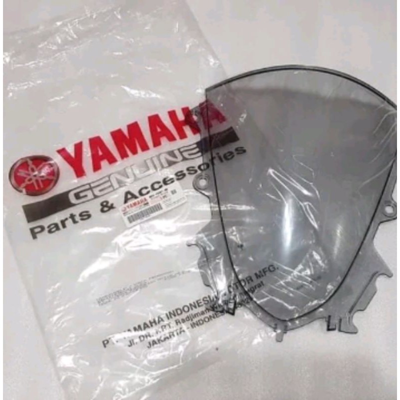 WINDSHIELD VISOR R15 VVA V3 ORIGINAL YGP