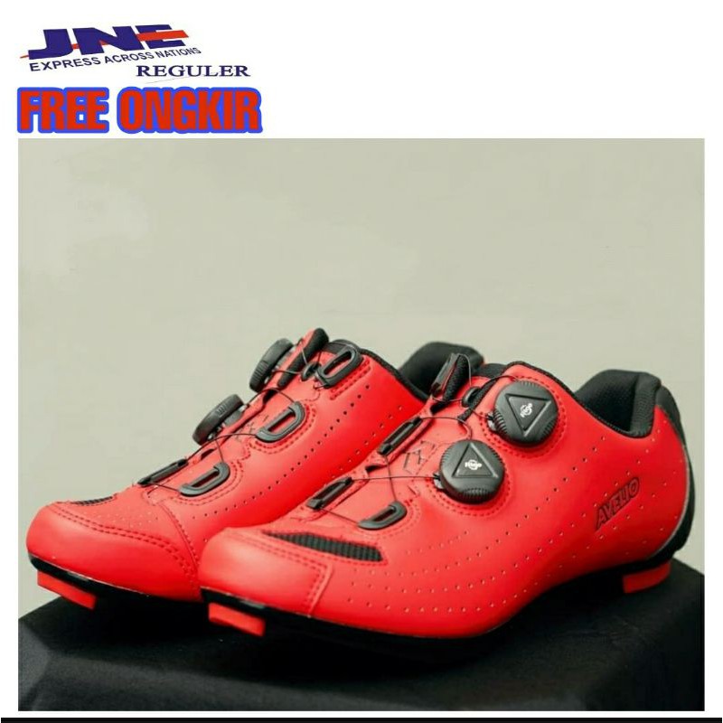 SEPATU SEPEDA ROAD AVELIO RED