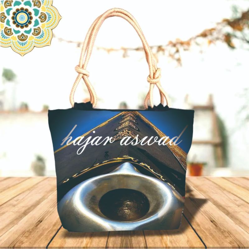 Totebag Motif Ka'bah Tali Sumbu Wanita