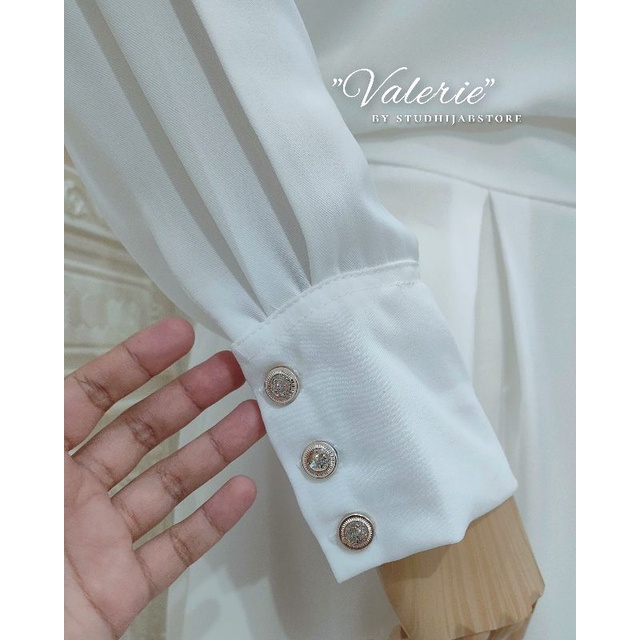 Valerie Cape Set Skirt Vintage Anime Outfit