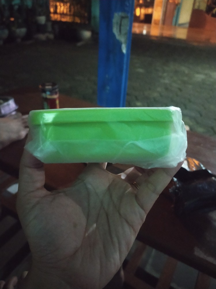 Mini Square Away Satuan (1 Pcs) Tupwr