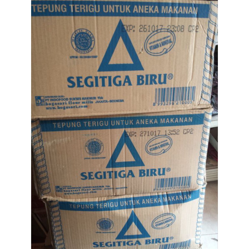 

SEGITIGA BIRU tepung protein sedang