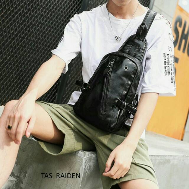 Tas selempang kulit Pria Korea -RAIDEN-