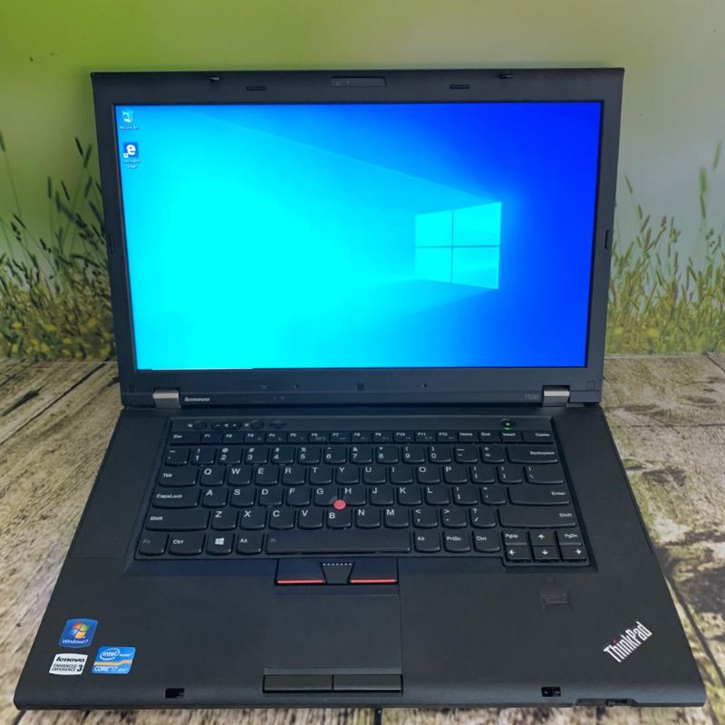 Lenovo Thinkpad T530 Core i5 Gen 3 Second Mulus dan DVD ON