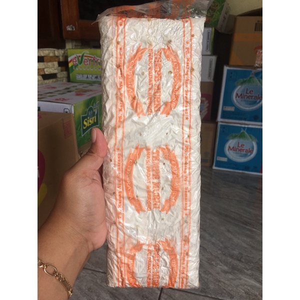 

TEMPE KEDELAI PANJANG PLASTIK FRESH GOSEND