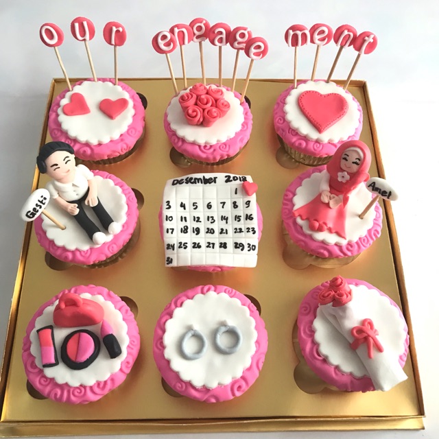 

cupcake custom fondant 9pc bebas design