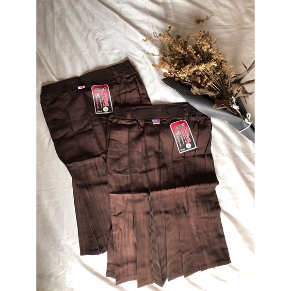 

Seragam sekolah rok coklat pendek twist tisu