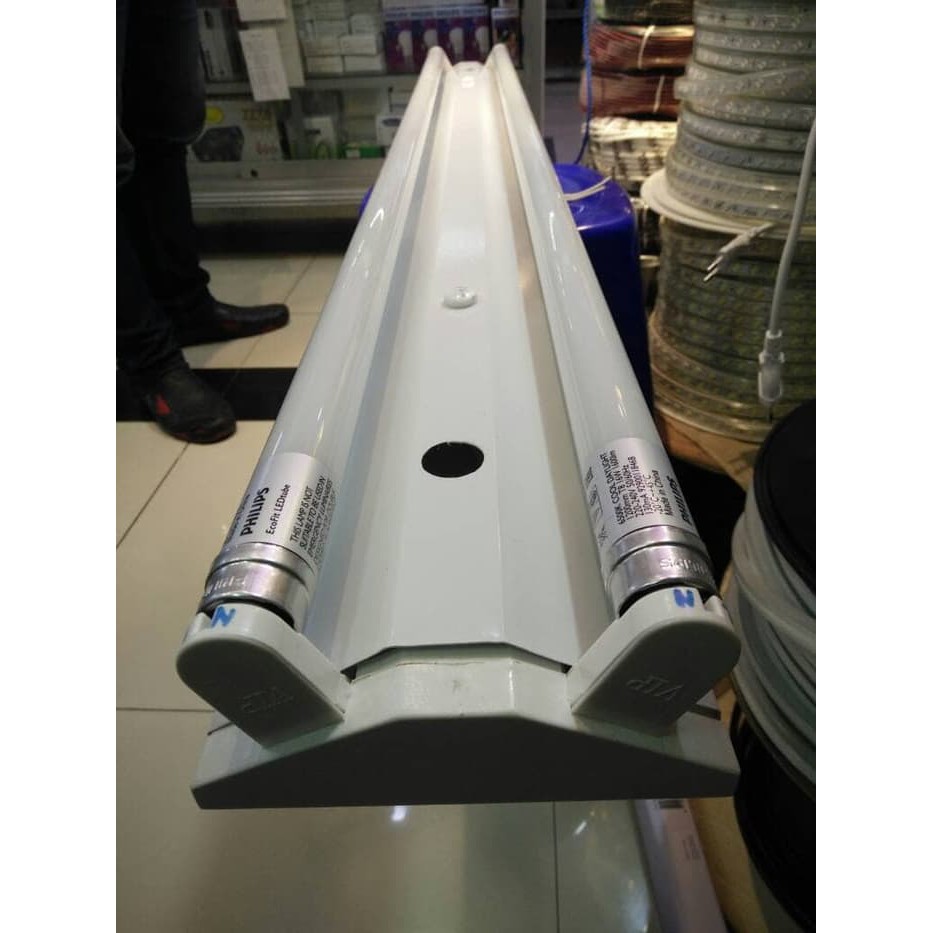 kap lampu V LED 2x16watt 120cm/ kap lampu neon / kap lampu TL