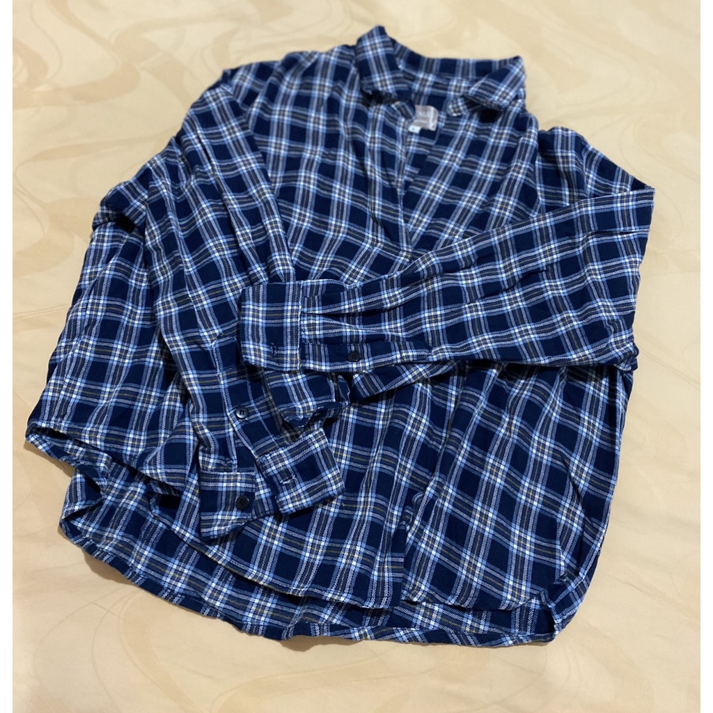 (PRELOVED) - Avenue kemeja kotak