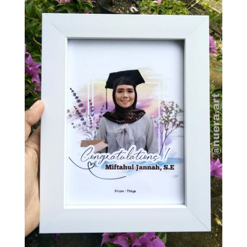 Bingkai poto custom untuk ucapan wisuda, ultah, wedding dll