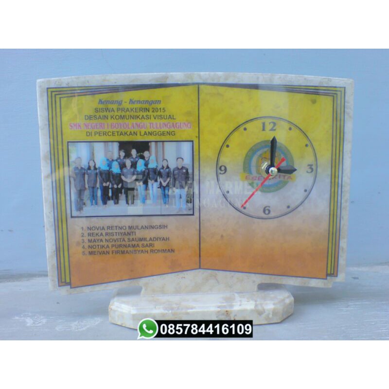 

Souvenir/Kenang-kenangan/Kado/Hadiah Vandel Custom Jam Model Buku Bahan Marmer Tulungagung