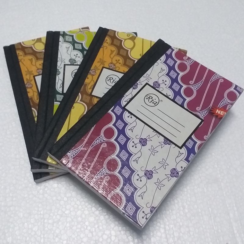 

buku oktavo ria isi 100 lembar (kecil)