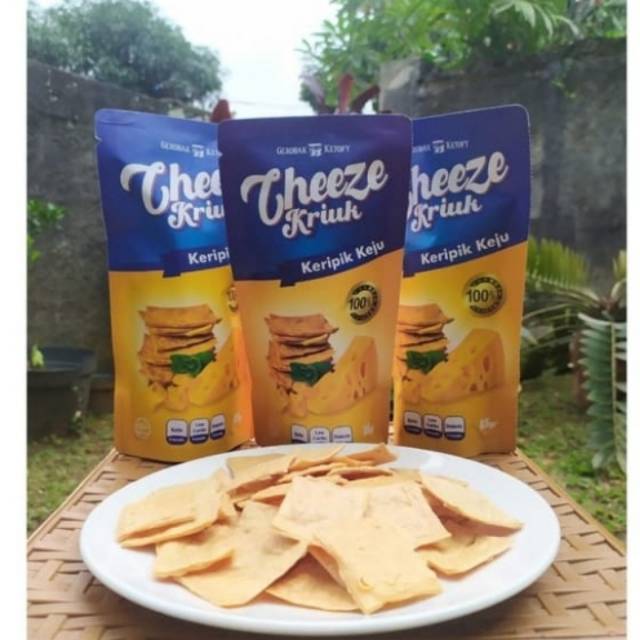 Cheeze Kriuk Keripik Keju 85gr Original / Pedas / Pizza Keto Friendly