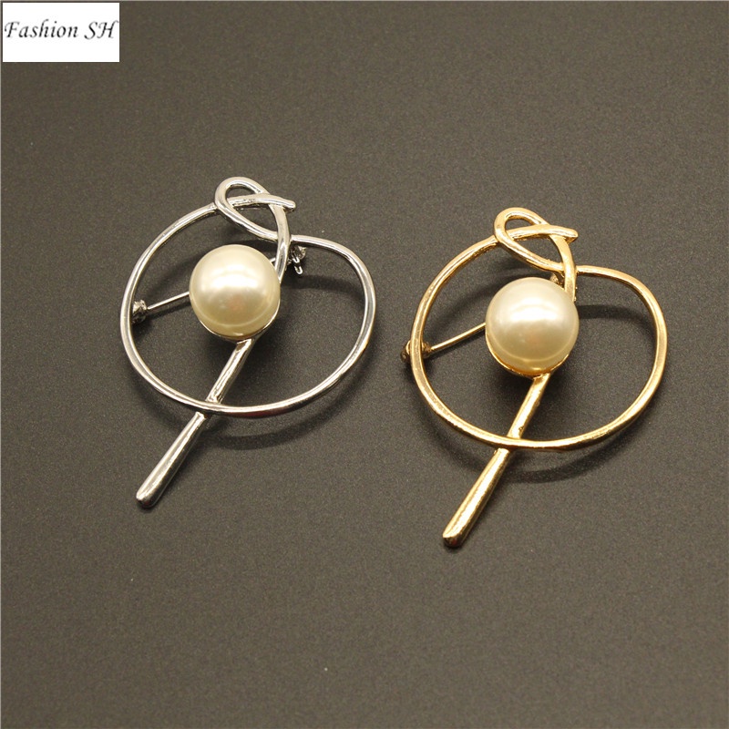 M40135 Bros / Pin Desain Simple Cantik Bebas Jahitan Warna Gold / Silver