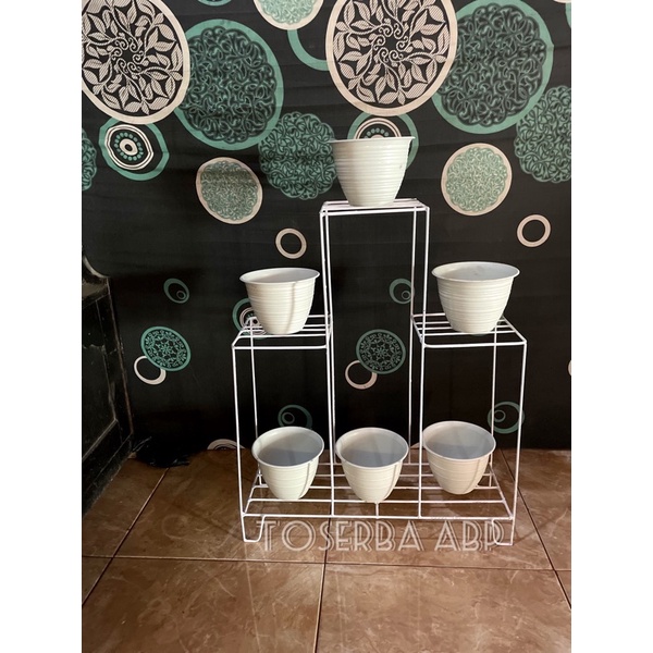 rak bunga besi susun 3