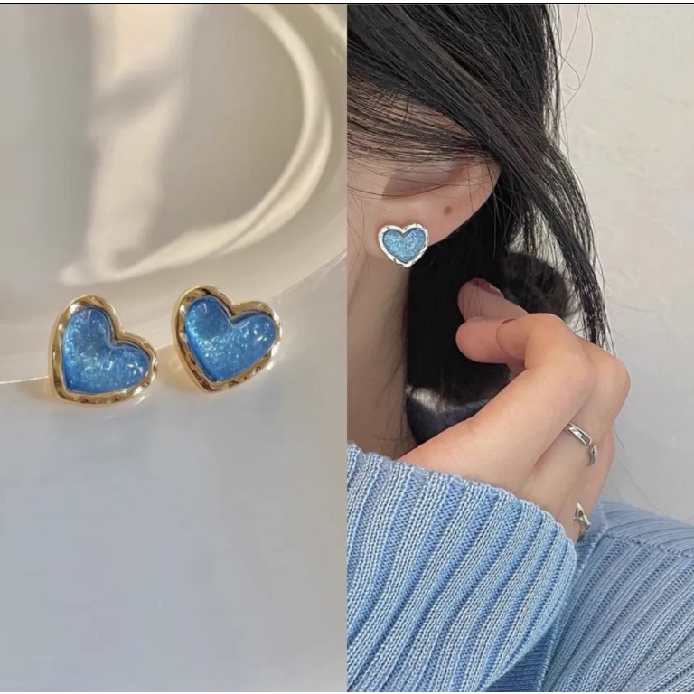 Anting Bentuk Hati Warna Biru Gaya Vintage Untuk Wanita