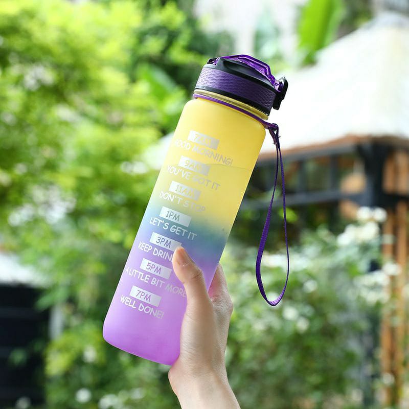 BOTOL GEMOY PLUS STIKER DAN TALI PANJANG BOTOL MINUM  VIRAL GRADASI TALI PANJANG SEDOTAN KAPASITAS 1300 ML BOTOL GENDUT BENING MURAH BOTOL IMPORT THUMBLER UNIK BOTOL MINUM ANAK DEWASA BOTOL 1.3 LITER-MOTIVASI 1 L UNGU