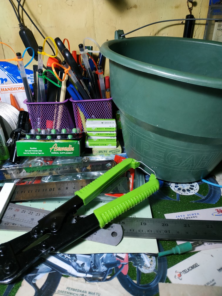 Gunting Beton Mini 8 Inc Bolt Cutter Inch Pemotong Paku Inci Tang Potong Kawat Besi 22cm 9dim