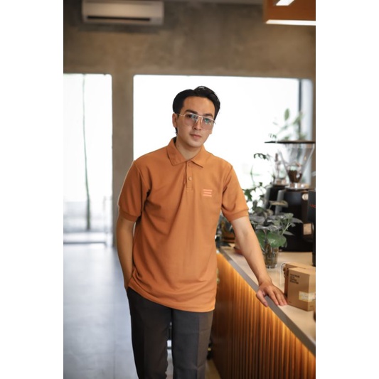 Mubeng Cozy Polo Shirt Brown/ Kaos polo