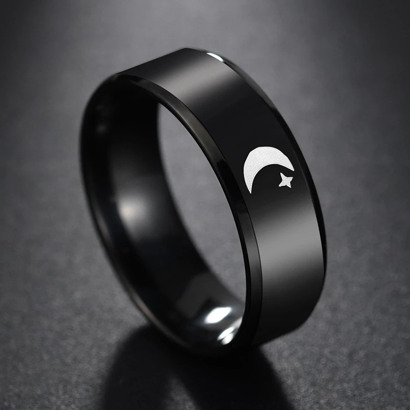 Cincin Couple Bentuk Bulan Matahari Bahan Stainless Steel Untuk Pria Dan Wanita