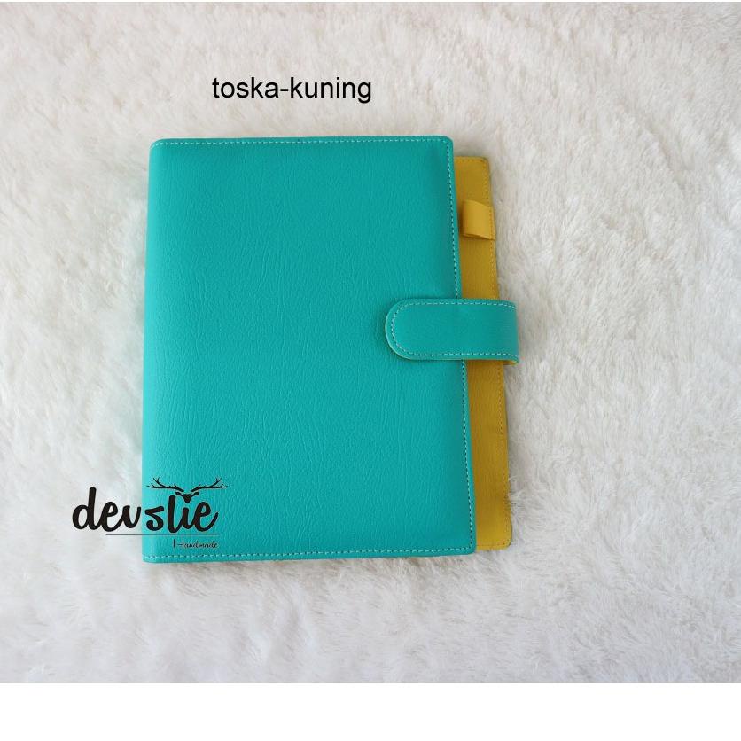 

Harga Terbatas Binder READY Polos Kombinasi A5 (20ring)