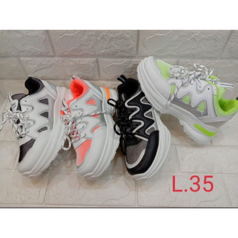 sepatu sneakers wanita L35