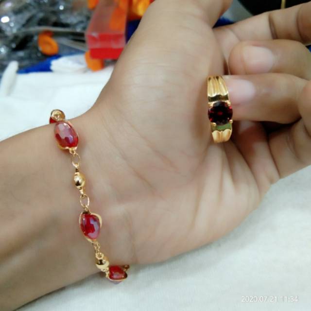 Cincin ,gelang batu permata merah dewasa