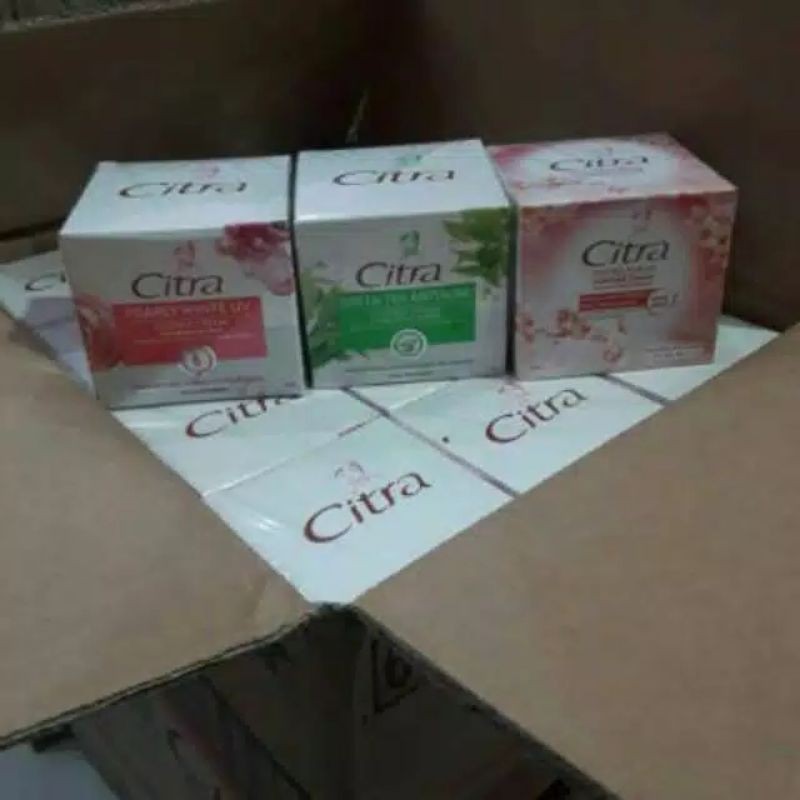 Citra Pearly Withe UV Esence Cream Brightening 40gr