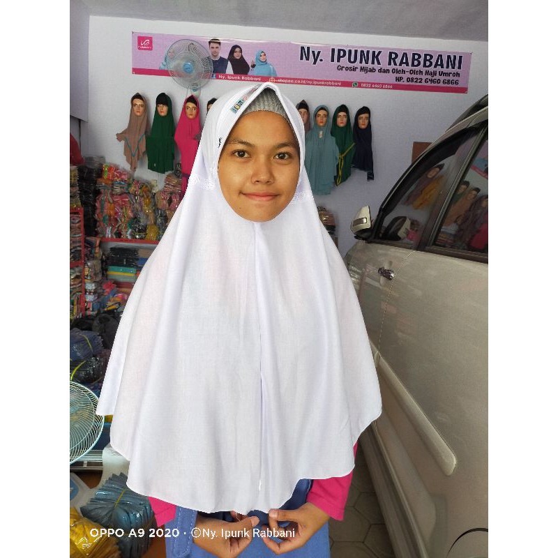 Jilbab sekolah SMA serut pita merk Elrahma