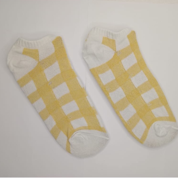 ⭐Gogoland⭐ Kaos Kaki Wanita Fashion Motif Strawberry Bunga Lebah Bee Kotak Biru Navy  Bunga Biru Green Leaf  Polos Pattern Garis Kaoskaki Pendek Korea Sock Import KK001-006-K2 KUNING PUTIH