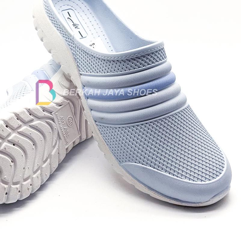 Sepatu Sandal Karet Wanita - Sepatu Sandal Karet Wanita ATT NSWL 491 - Sepatu Sandal Anti Air dan An