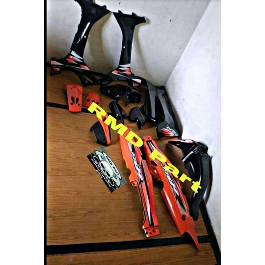 paket hemat cover body Fis R 1sett body fis r fulset+Stiker ter'laris