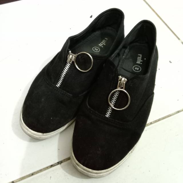  SEPATU RUBI  FLATSHOES PRELOVED Shopee Indonesia