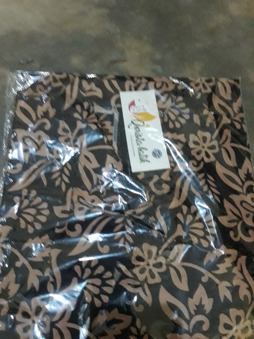 Blouse Batik Kantoran Kancing Depan