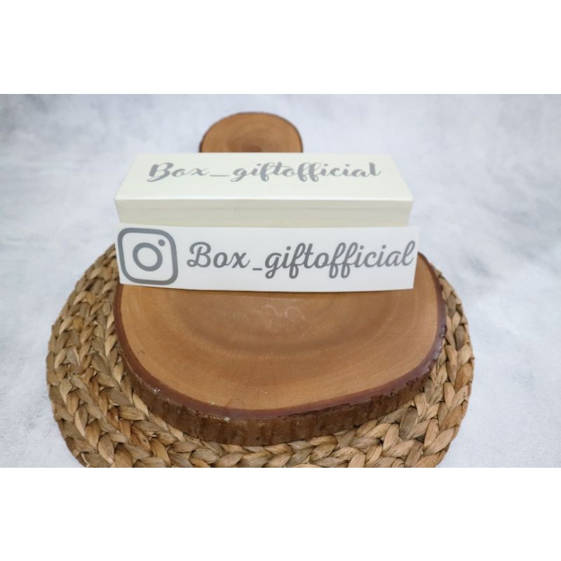 

Tambahan STIKER untuk Box