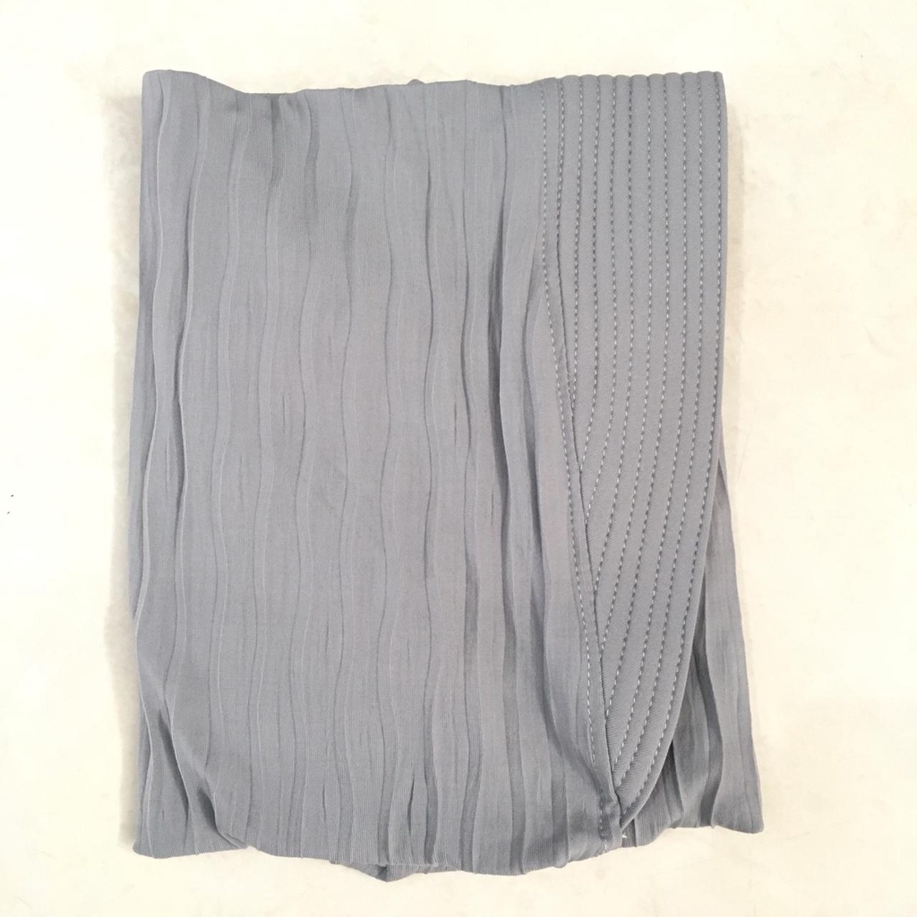 Jilbab Instan Bergo Naqita Curly Plisket Ori Shakina Hijab-ABU MUDA