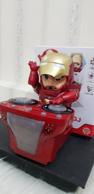Mainan Avengers Ironman Lampu Musik bisa Jalan