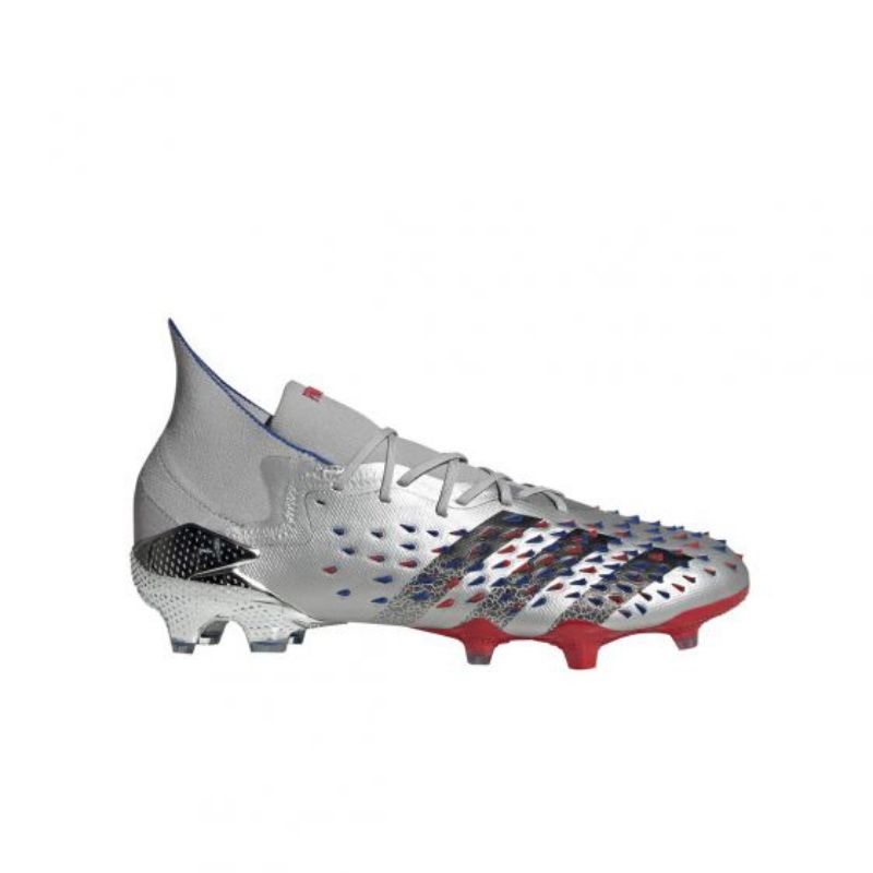 sepatu adidas predator freak