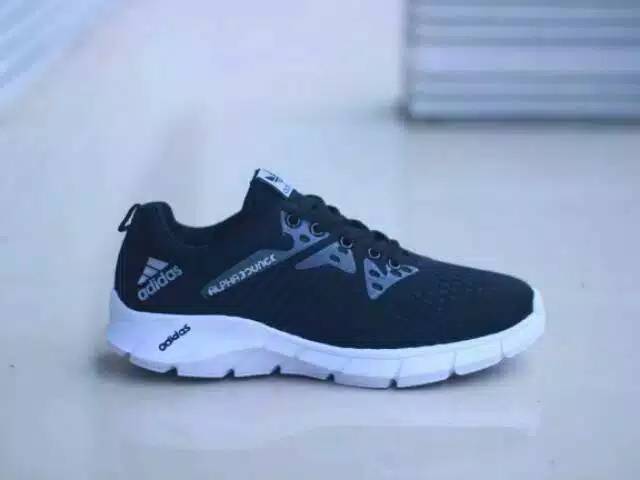 Sepatu adidas alphabonce/sepatu olahraga cowok/sepatu snekers