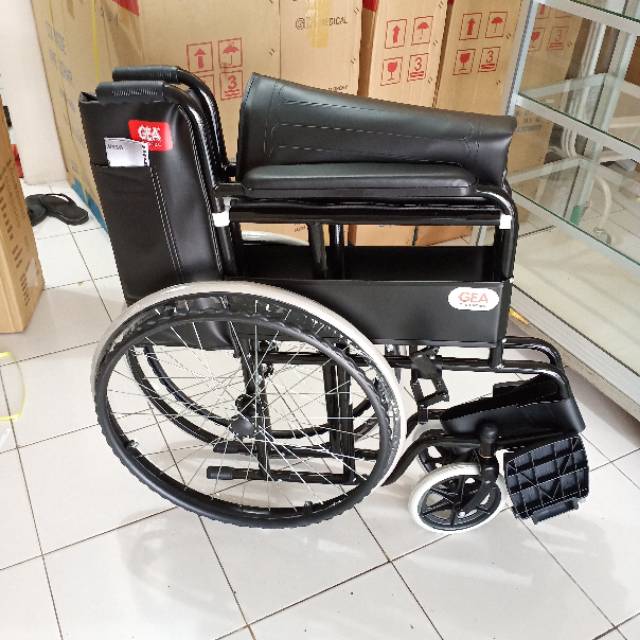 Kursi Roda Gea FS 875