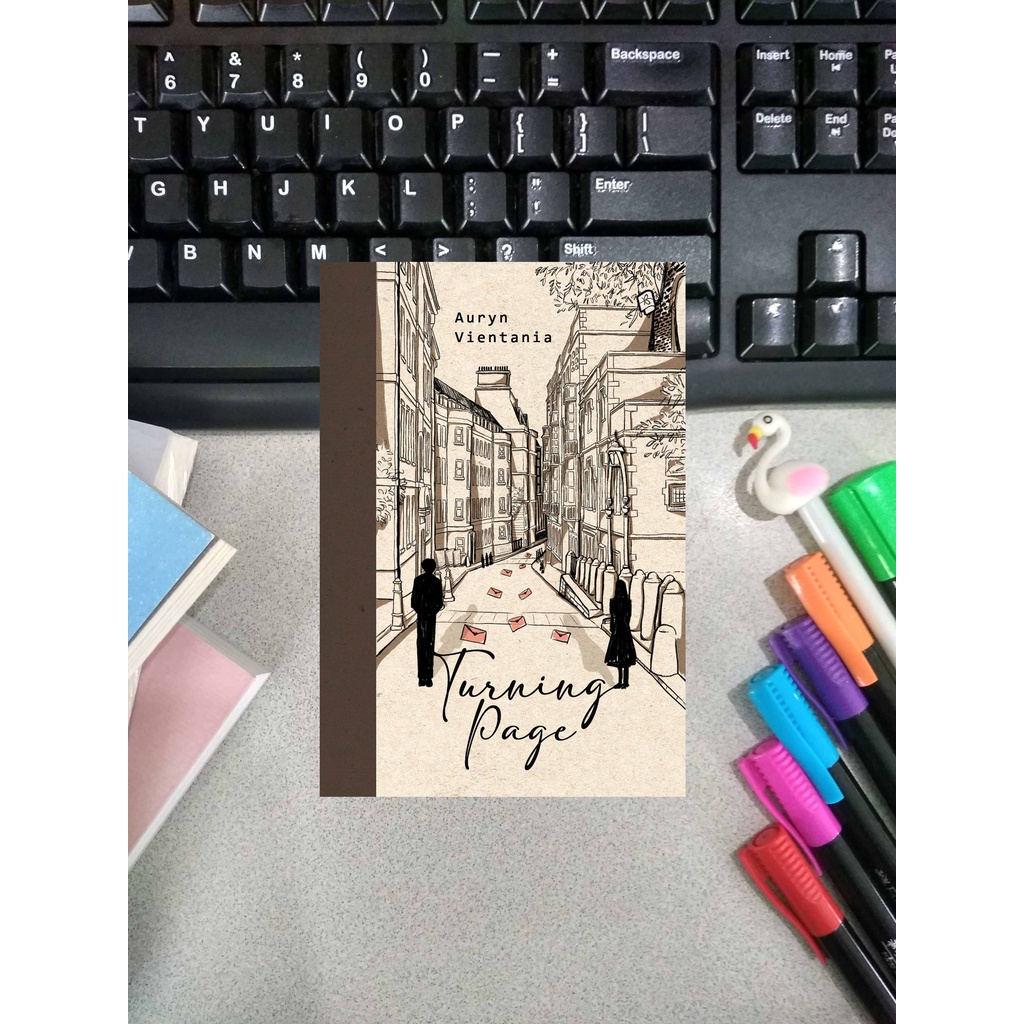 Novel TURNING PAGE - Auryn Vientania