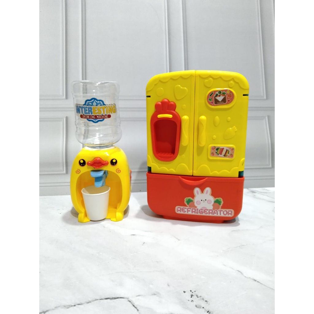 Mainan Dispenser Air dan Kulkas (refrigerator) - Merah Muda