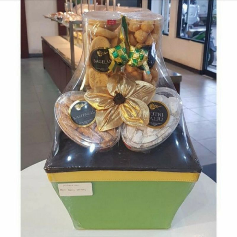 

Parcel Kue Lebaran Idul Fitri Hampers Gift - Paket Ekonomis